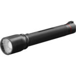 ALUMINUM LED LIGHT. SLIDE FOCUS. 1600 LUMENS FLASHLIGHT