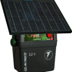 Clovert B50 12V 5 Joule Fencer w/88ah Battery/33W panel